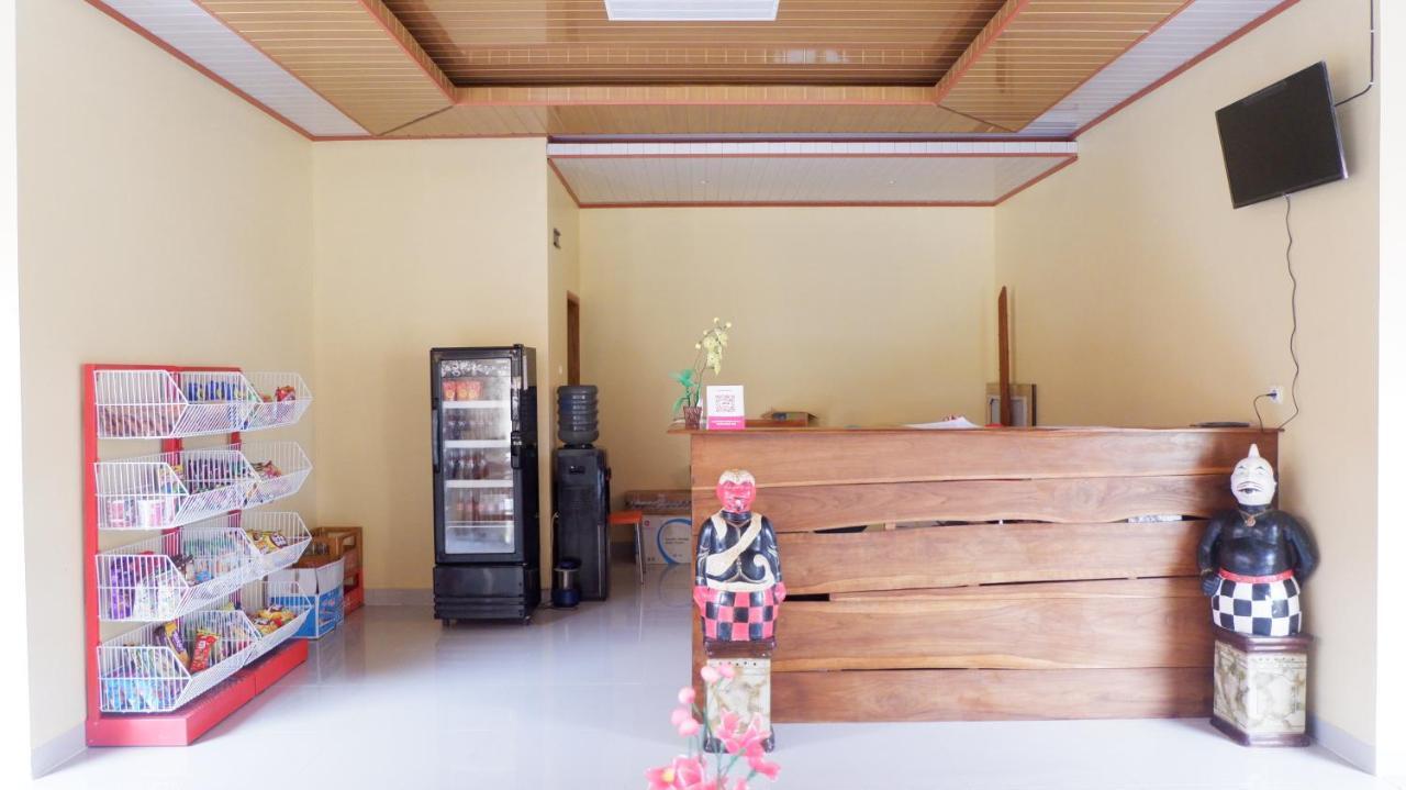 Reddoorz Syariah Near Tugu Lampu Gentur Cianjur Hotel Exterior foto